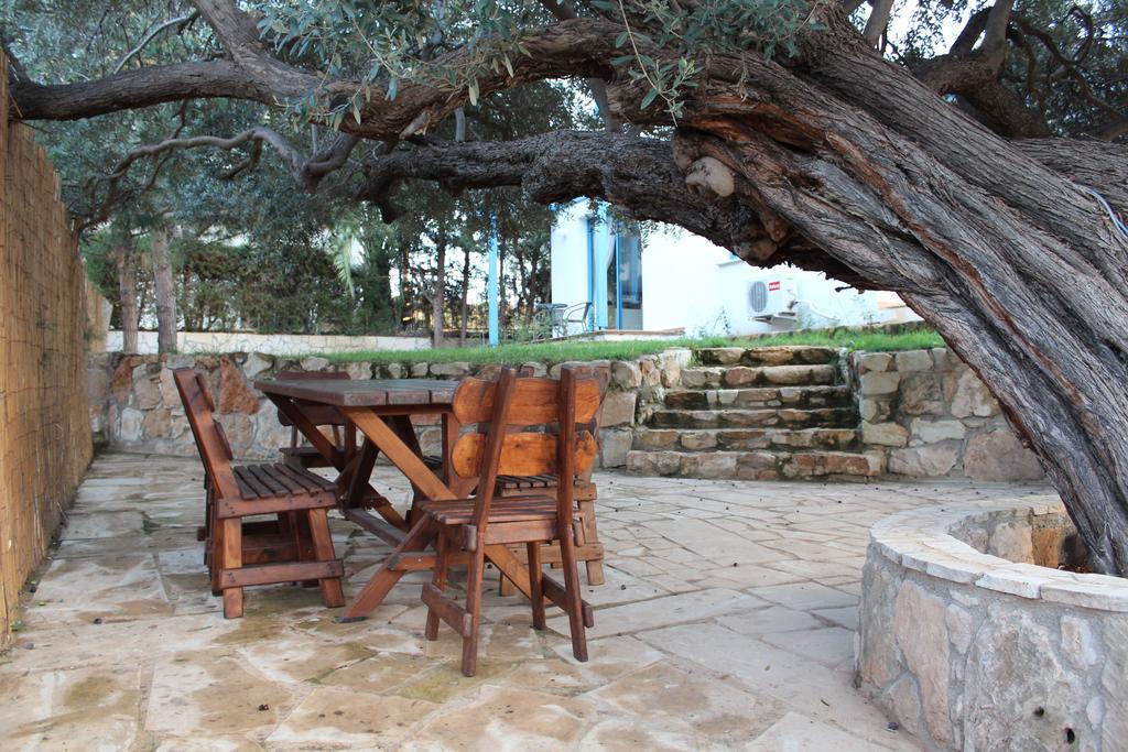 Olive Beach Villa Peyia Quarto foto